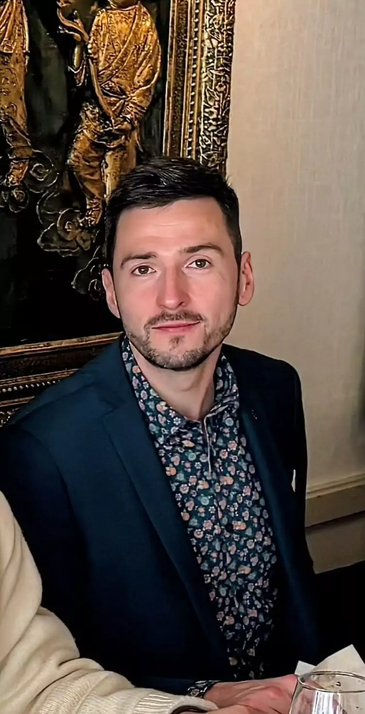 A portrait of ALGSO coach Kévin Laumond