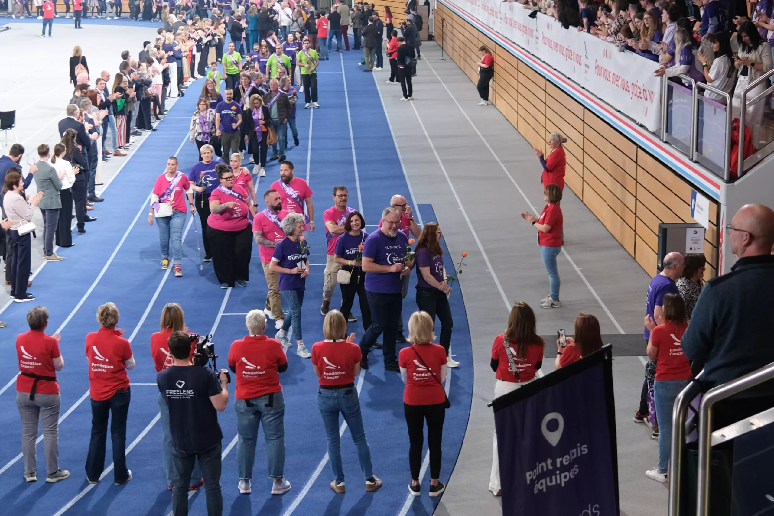 Some ALGSO members walking during the Survivors and Caregivers tour at the Relais pour la Vie 2026 Luxembourg.